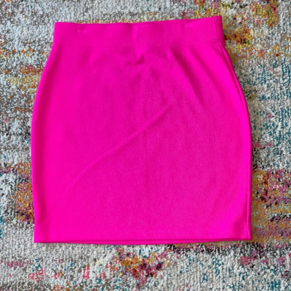 Elastic Waist Ribbed Mini Skirt